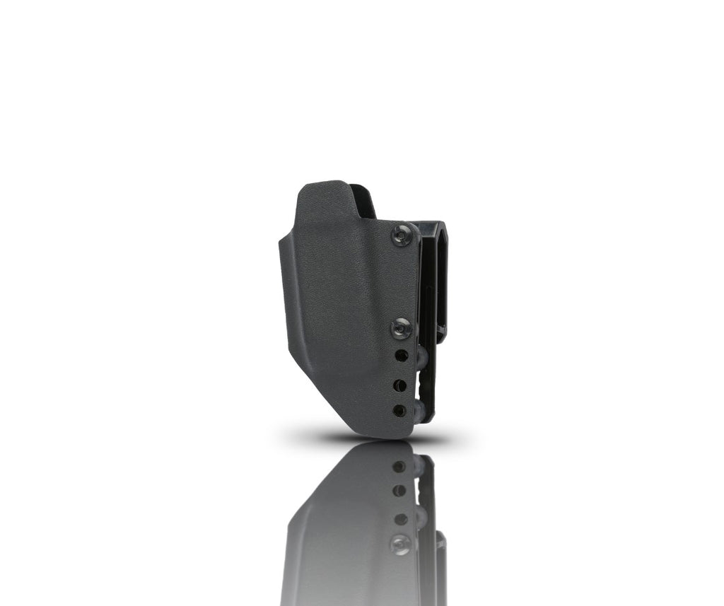 Stingray Universal Magazine Carrier